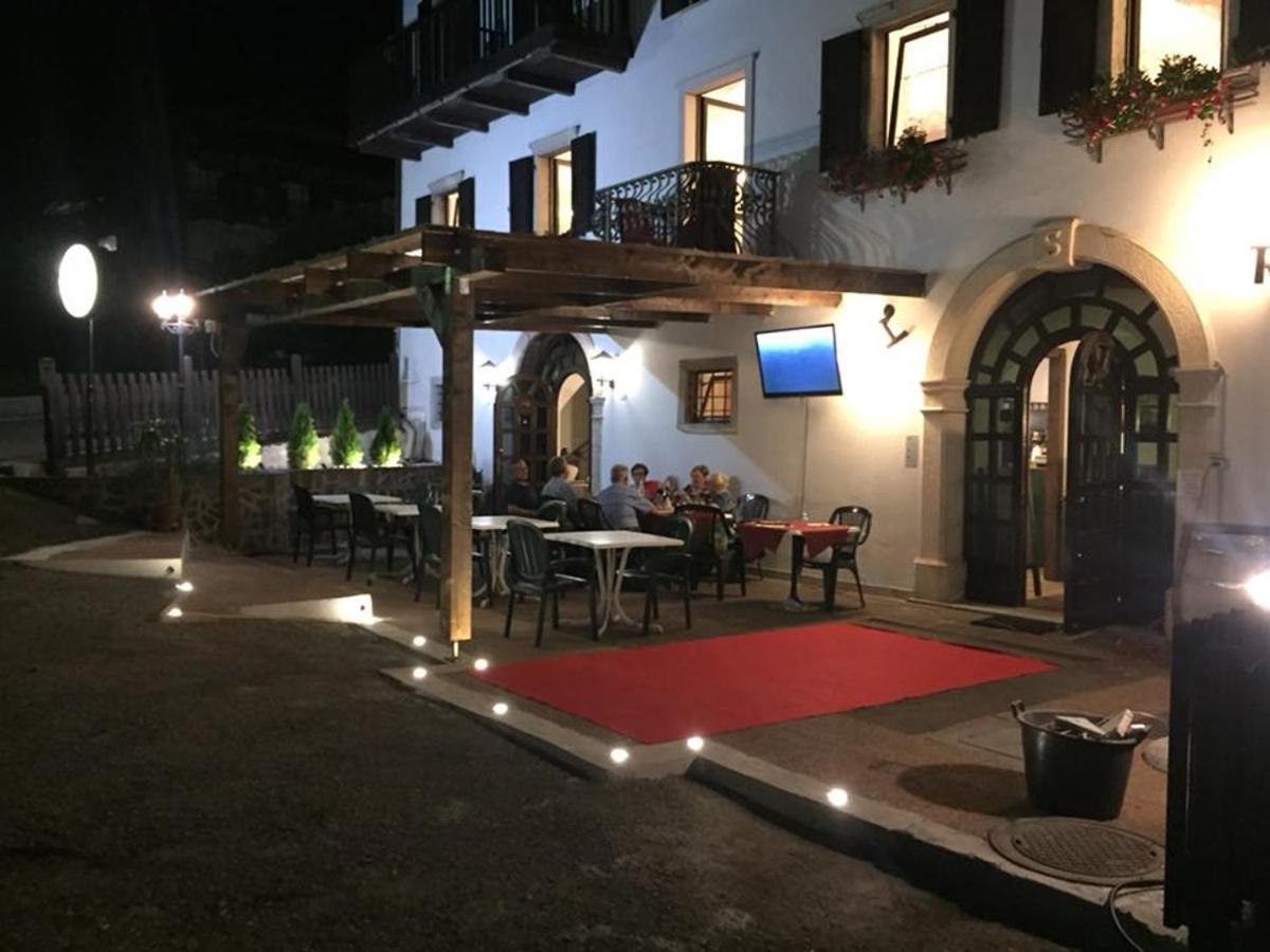 Albergo Locanda Corona 발리노 외부 사진